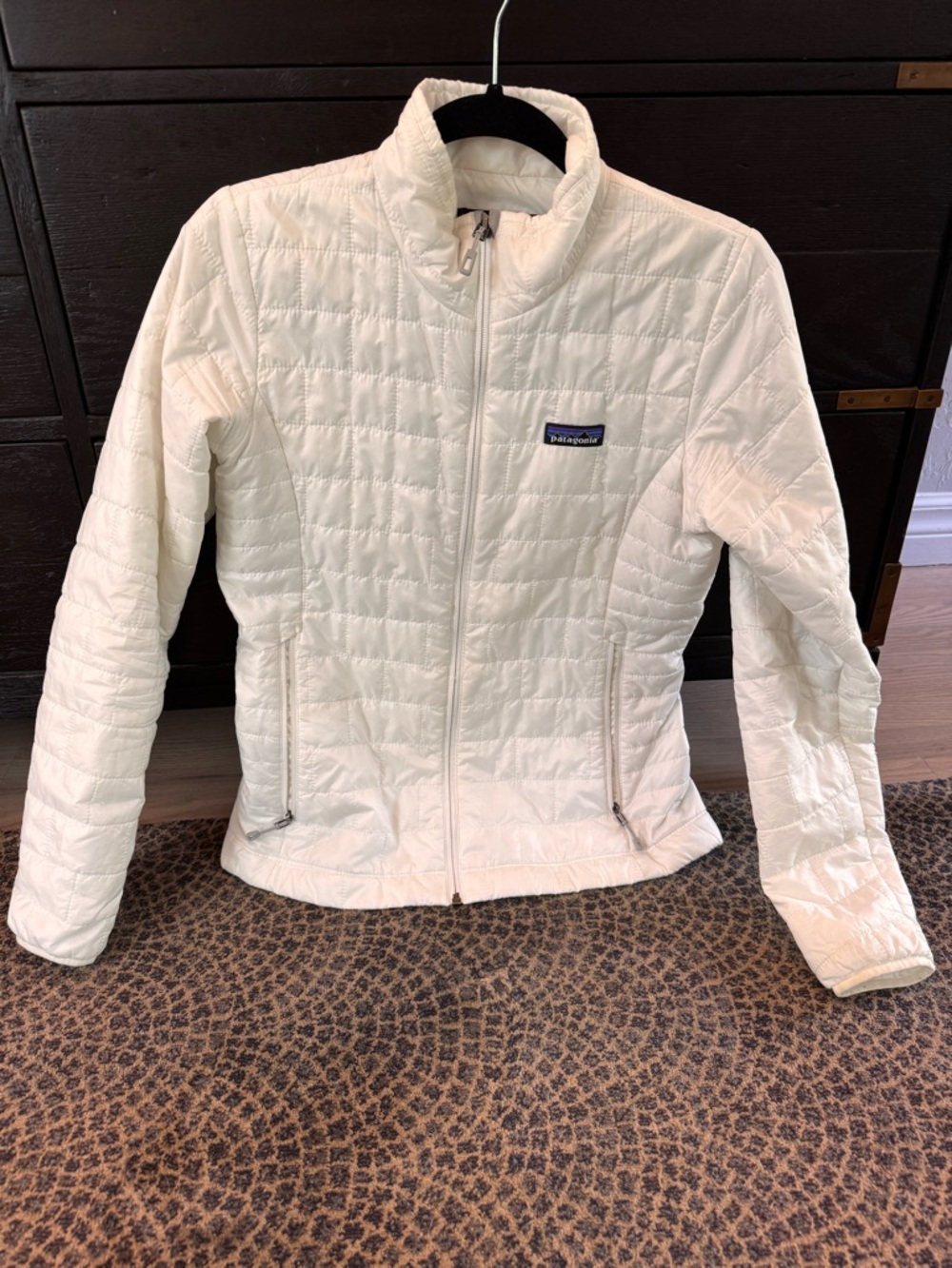 Patagonia Women's Cream Quilted Full-Zip Puffer Jacket